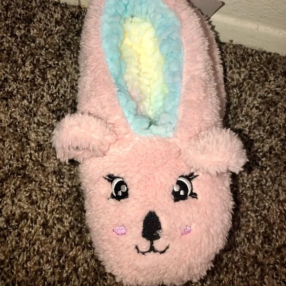 chatties Shoes Adorable Pink Bear Fuzzy Slippers Poshmark
